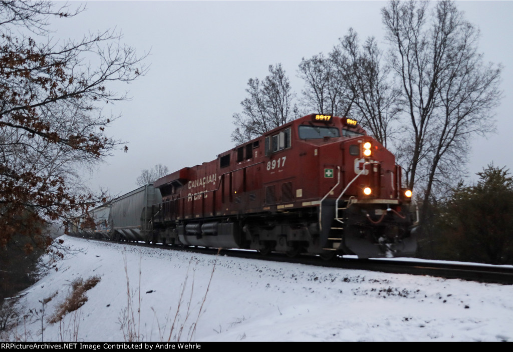 CP 8917, solo head end motor on 248